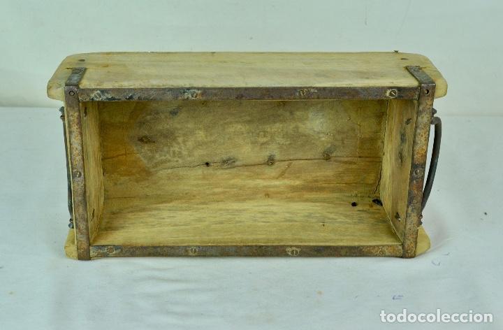 Vintage: Caja fabricada con madera antigua - Foto 6