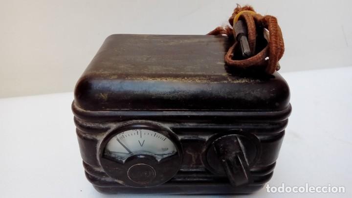 Vintage: voltimetro de baquelita - Foto 1