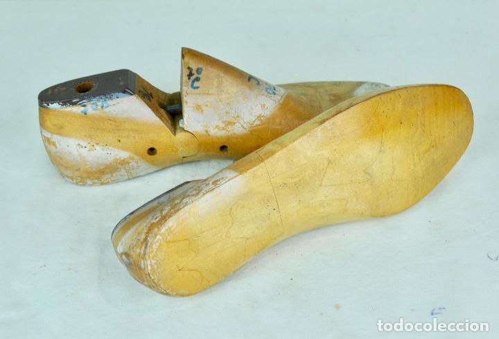 Vintage: Par hormas zapatos 70 C - Foto 6