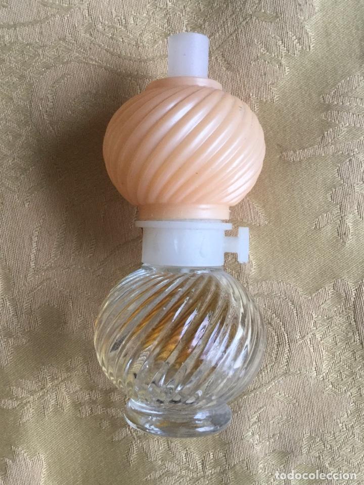 Vintage: FRASCO AVON A&Ntilde;O 70 QUINQUE - Foto 1