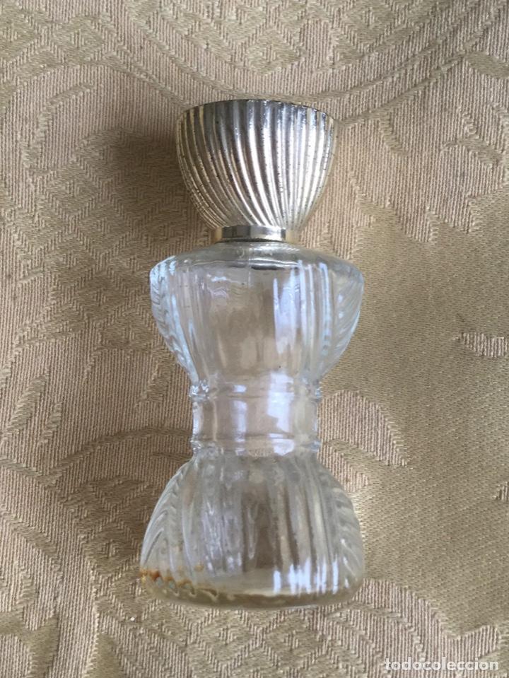 Vintage: MINIATURA DE PERFUME AVON A&Ntilde;O 70 - Foto 1