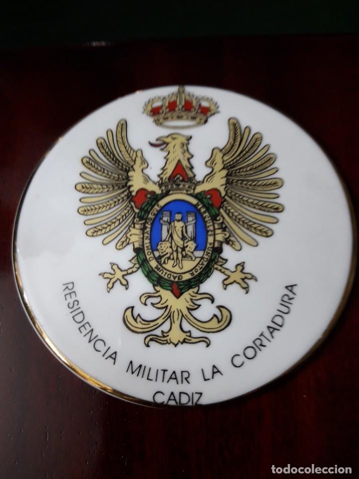 Vintage: Escudo militar - Foto 2
