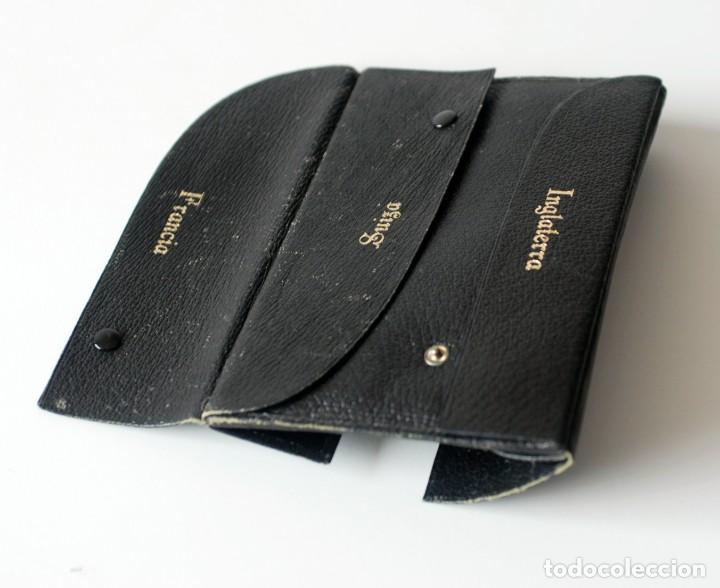 Vintage: Cartera vintage con compartimentos para billetes de pa&iacute;ses: Francia, Alemania, Espa&ntilde;a, Italia, Suiza