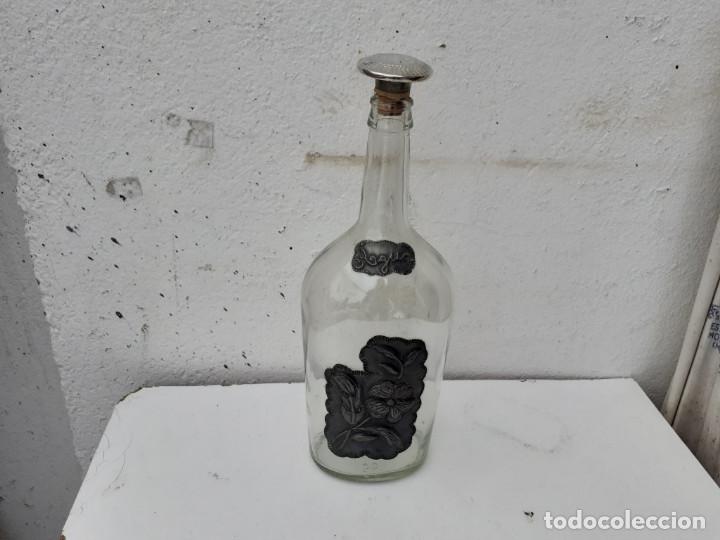 Vintage: botella cristal con esta&ntilde;o - Foto 1