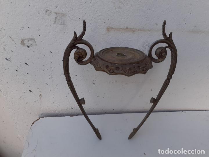 Vintage: base de bronce jarron de mesa - Foto 1