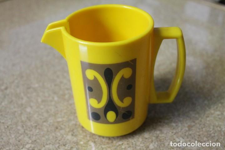 Vintage: JARRA LECHE PLASTICO VINTAGE - Foto 2