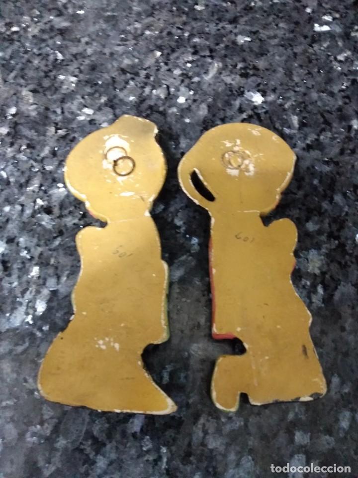 Vintage: Pareja de figuras de chinitas para colgar en pared - Foto 2