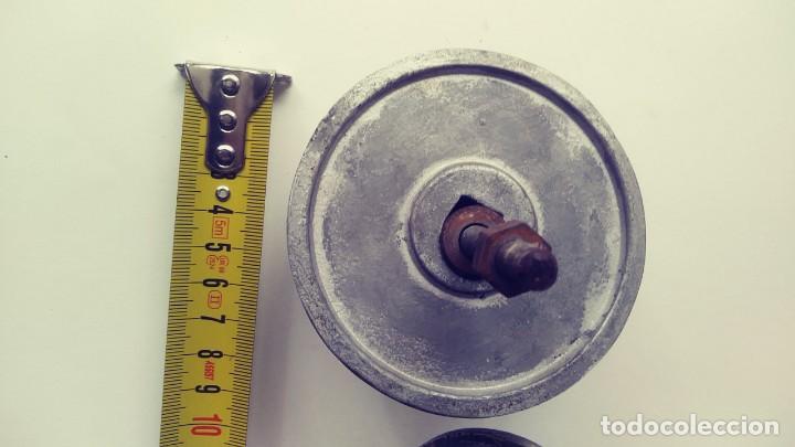 Vintage: Antiguo pomo de aluminio macizo con embellecedor - Foto 2