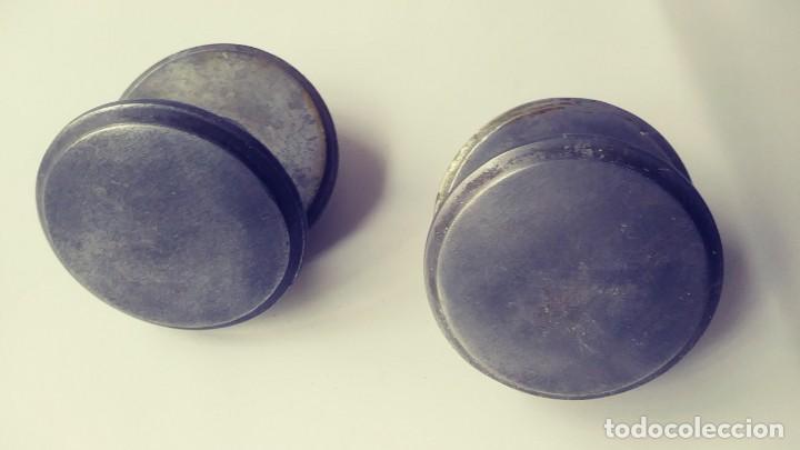 Vintage: Antiguo pomo de aluminio macizo con embellecedor - Foto 3