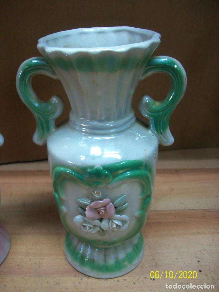Vintage: PAREJA DE JARRONES DE PORCELANA - Foto 3