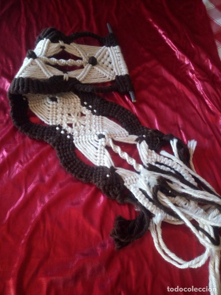 Vintage: Antiguo tapiz de macram&eacute;. - Foto 5