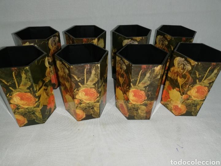 Vintage: PORTALAPICEROS HEXAGONAL PLASTICO LACADO. NUEVOS.