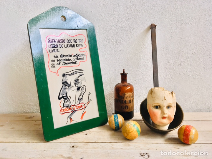 Vintage: CURIOSA ETIQUETA GIGANTE CON DEDICATORIA PIZARRA BLANCA ARTESANAL DE DOS CARAS LLAVERO CON AGUJERO