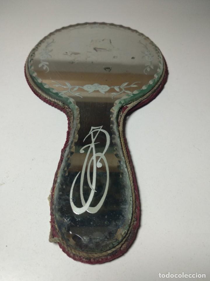 Vintage: Espejo de mano de cristal biselado - Foto 1