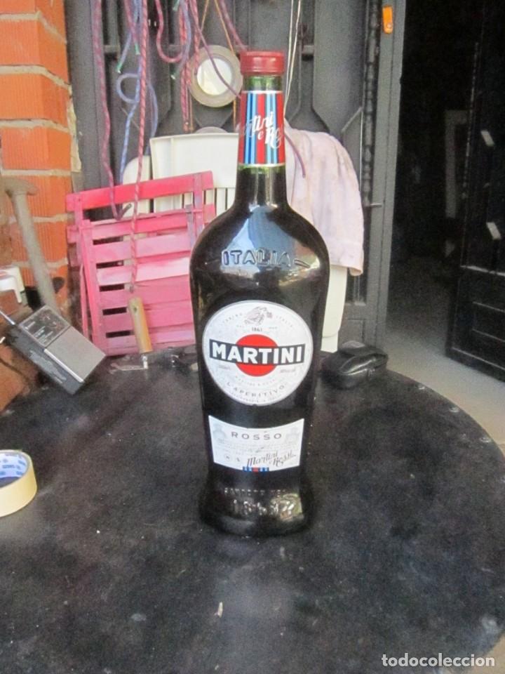 Vintage: Enorme Botella de cristal publicidad Martini Rosso grande medida 50 X 12 X 8 cm.