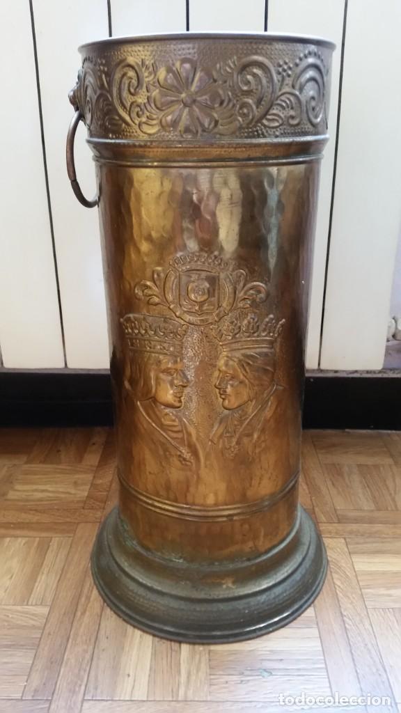 Vintage: PARAGUERO METALICO