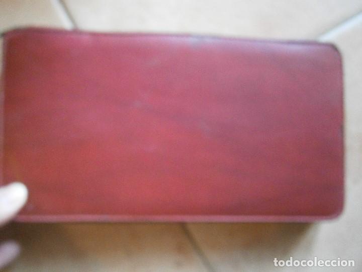 Vintage: estruche a&ntilde;os 70 80&iexcl;&iexcl;2 pisos&iexcl;&iexcl;,buen estado con pinturas de epoca&iexcl;&iexcl;