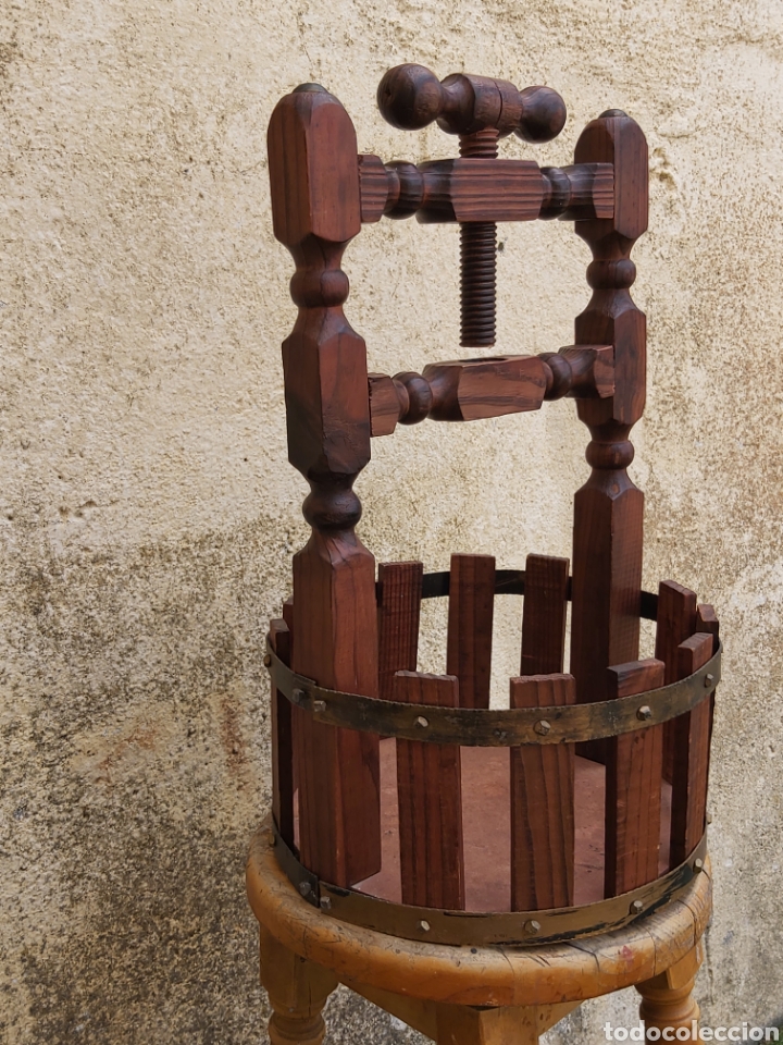 Vintage: Cesta de madera simulando prensa de vino - Foto 2