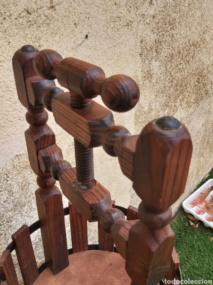 Vintage: Cesta de madera simulando prensa de vino - Foto 6