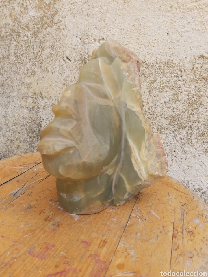 Vintage: AFRICANO. Rostro en m&aacute;rmol verde veteado.