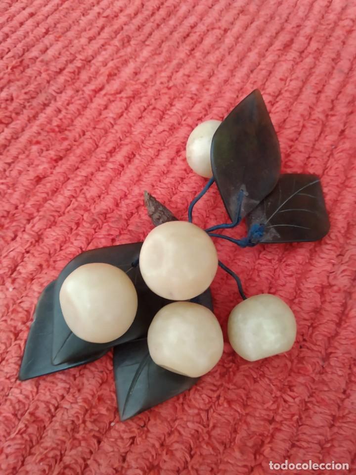 Vintage: Racimo de ciruelas de alabastro - Foto 1
