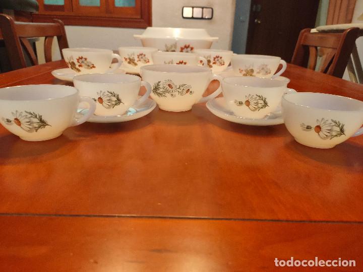 Vintage: Lote sopera y tazas Arcopal - Foto 2