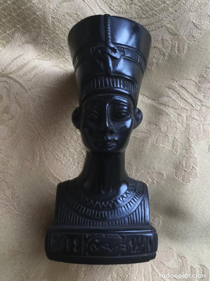 Vintage: PISAPAPELES VINTAGE EGIPCIO - Foto 1
