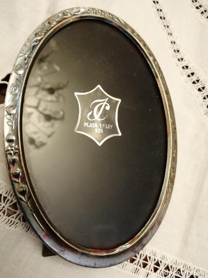 Vintage: MARCO DE FOTOS DE PLATA CON SU CONTRASTE