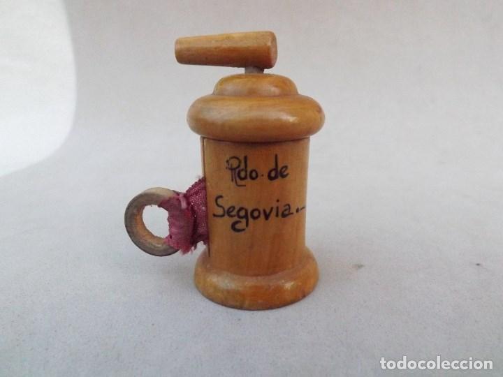 Vintage: METRO ENROLLABLE, RECUERDO DE SEGOVIA - Foto 4