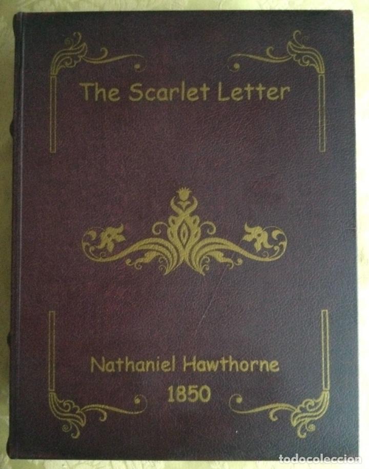 Vintage: CAJA CON FORMA DE LIBRO ANTIGUO LA LETRA ESCARLATA