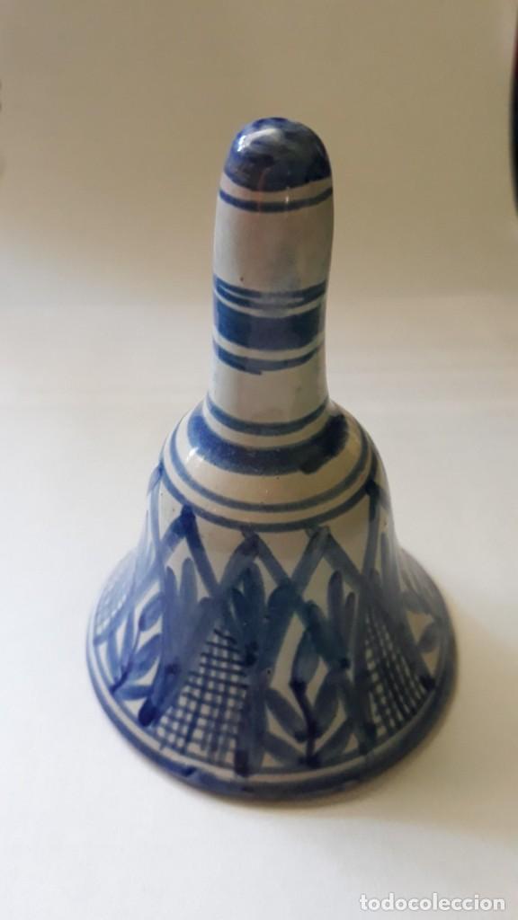 Vintage: Antigua campanilla cer&aacute;mica de muel 10 cm de alto