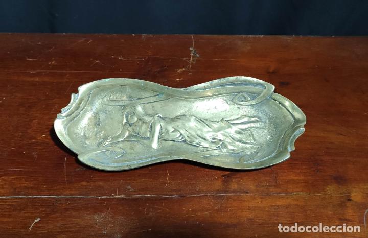 Vintage: BONITA BANDEJA DE BRONCE MACIZO - Foto 2
