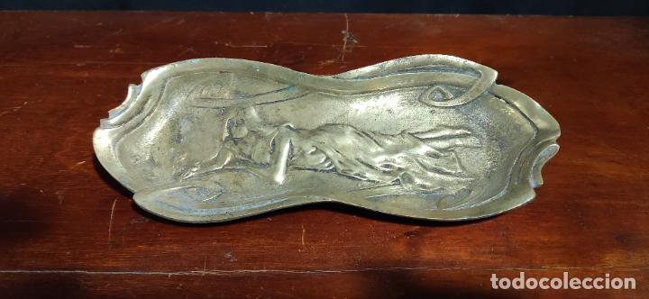 Vintage: BONITA BANDEJA DE BRONCE MACIZO - Foto 1