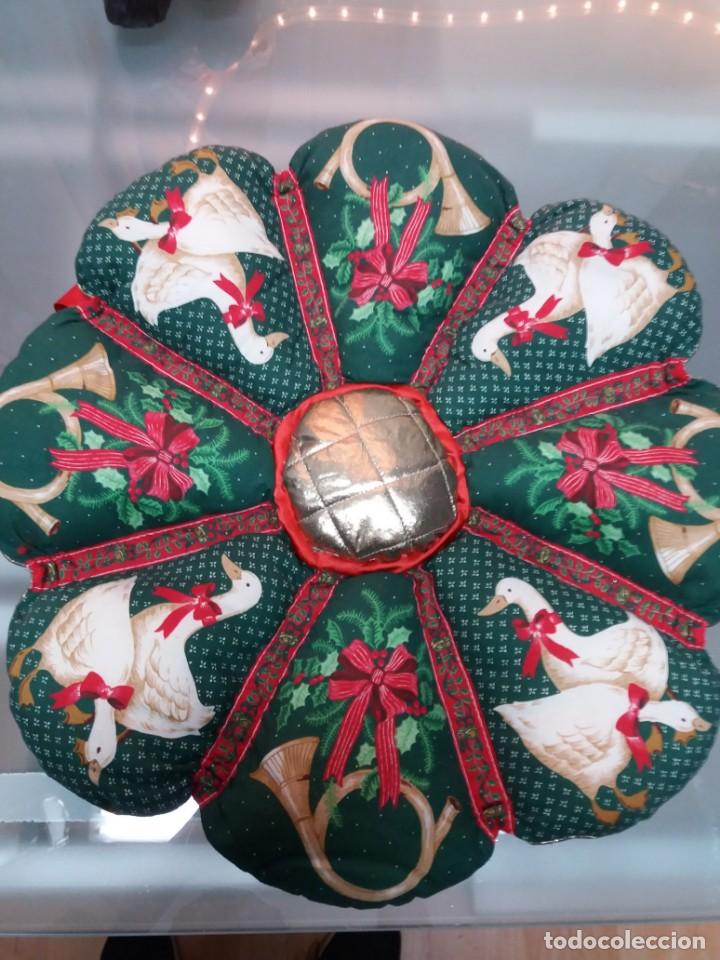 Vintage: COJIN NAVIDAD VINTAGE - Foto 1