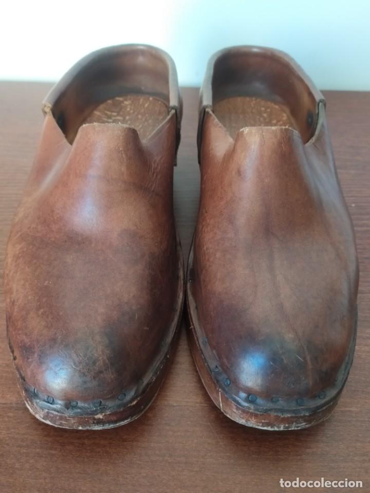 Vintage: Zuecos de madera y cuero - Foto 6