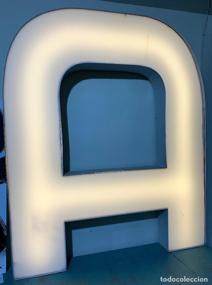 Vintage: Letra decorativa A con iluminaci&oacute;n de led. - Foto 2