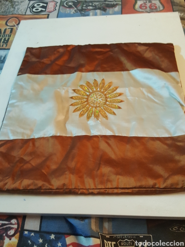 Vintage: Funda cojin artesanal de seda de 43x43 cm marron