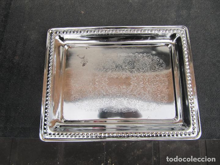 Vintage: BANDEJA DE LATON CON FILIGRANAS A&Ntilde;OS 70