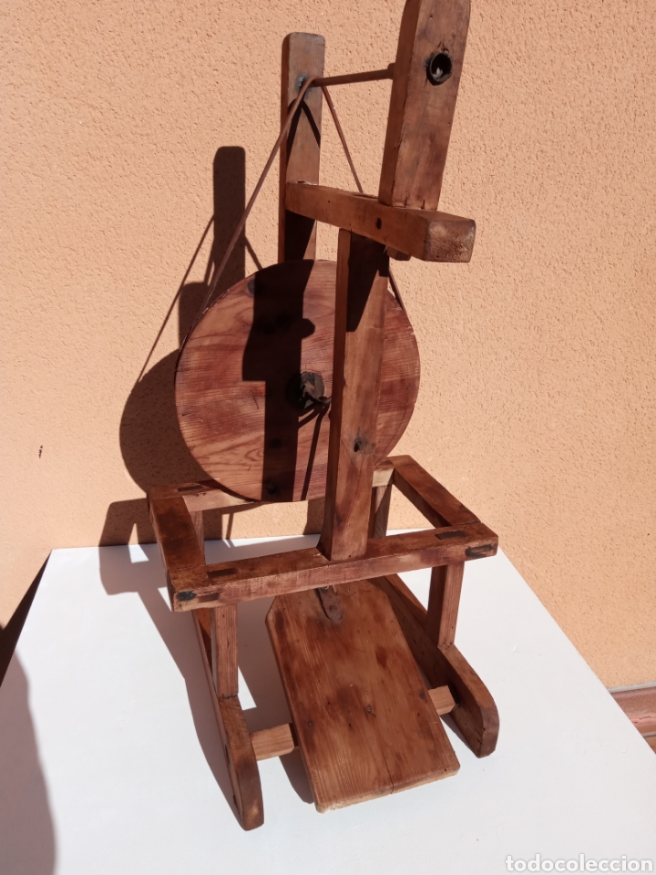 Vintage: Rueca de Hilar antigua de madera. - Foto 2