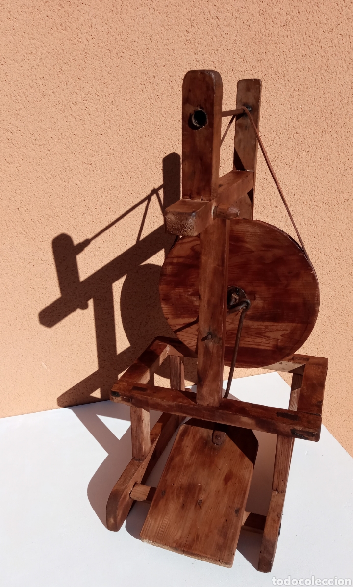 Vintage: Rueca de Hilar antigua de madera. - Foto 1