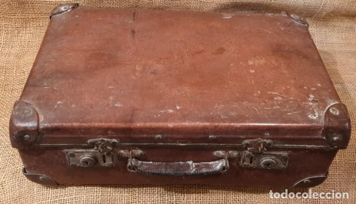 Vintage: Maleta peque&ntilde;a antigua