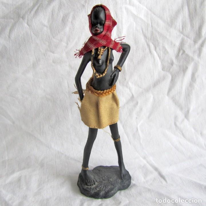 Vintage: Figura en resina mujer negra aborigen africana