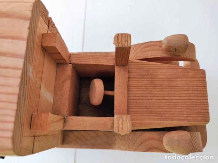 Vintage: Coche de madera - Foto 6