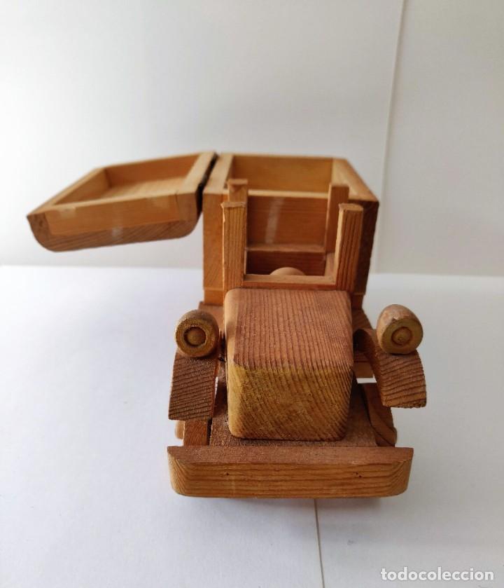 Vintage: Coche de madera - Foto 7