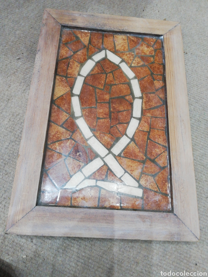 Vintage: Cuadrito mosaicos s&iacute;mbolo evangelico con marc&oacute; de madera