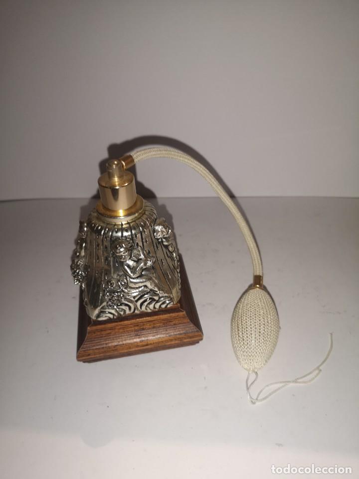 Vintage: Perfumero tallado de metal - Foto 1