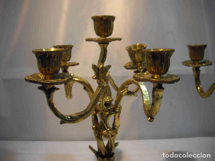Vintage: PAR CANDELABROS BRONCE 31 - Foto 4