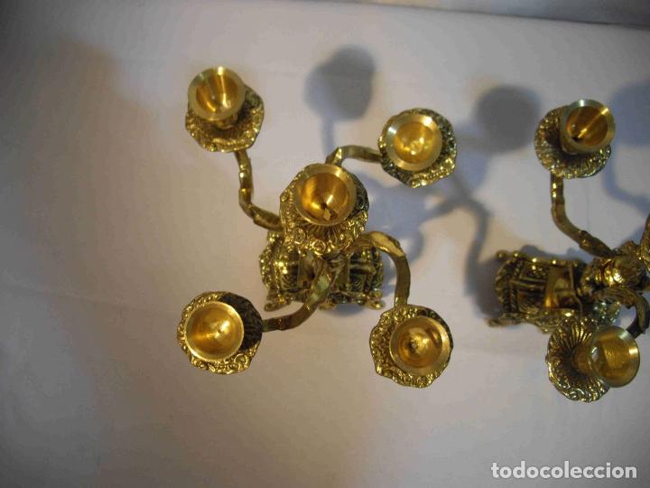 Vintage: PAR CANDELABROS BRONCE 31 - Foto 5