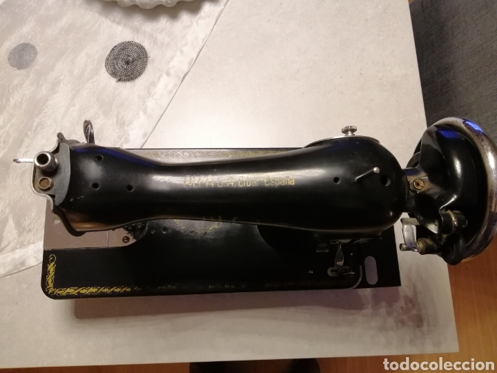 Vintage: M&Aacute;QUINA DE COSER ALFA - Foto 4