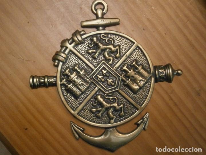 Vintage: ANTIGUO ESCUDO